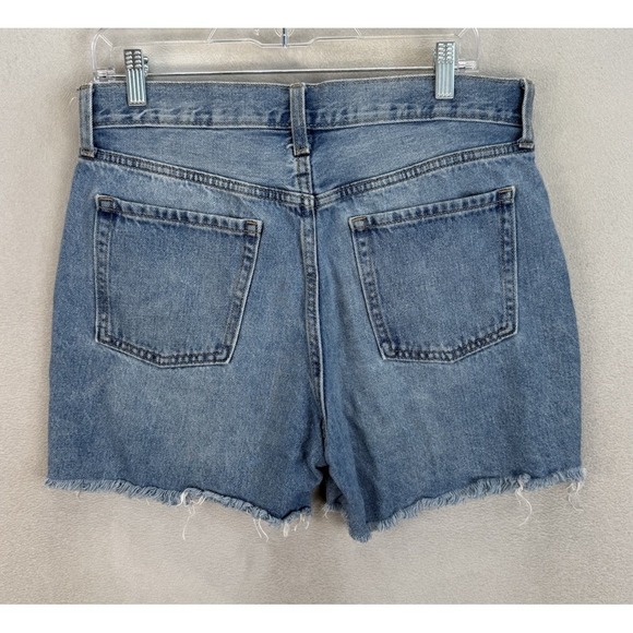 Old Navy Women's Sz 8 Cut Off High-Rise Distressed 100% Cotton Blue Denim Shorts - Picture 2 of 9
